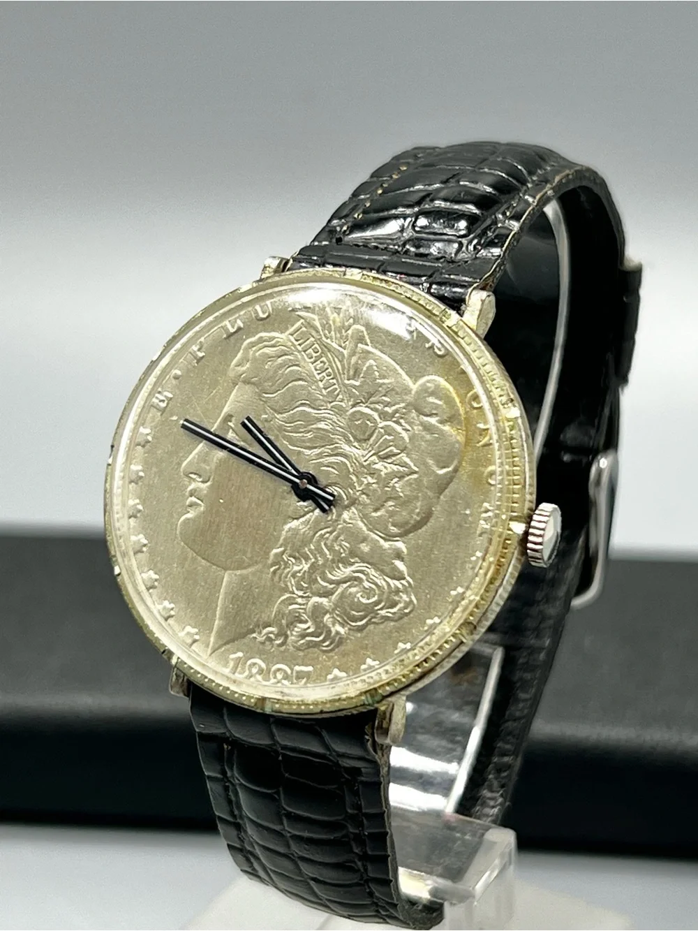 Vintage Le Jour Coin Face Men's Watch with Black Leather Strap